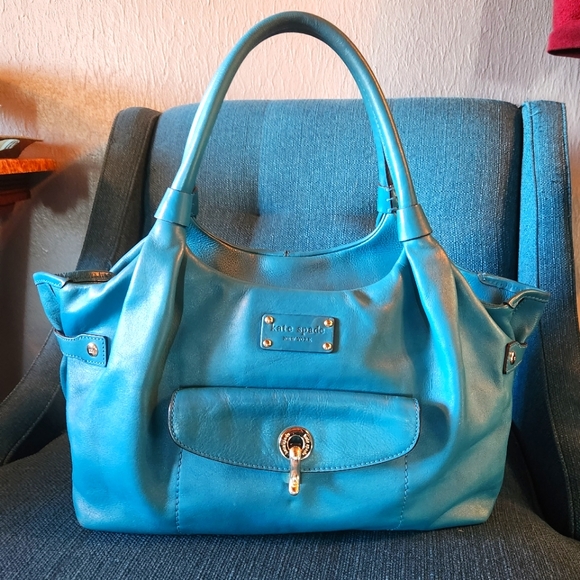 kate spade Handbags - Kate Spade Teal/Turquoise Serena Bag. Large shoulder bag. Leather. Zipper Close